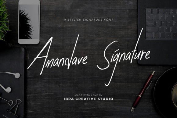 Crafting with Elegance: The Amandave Signature Font